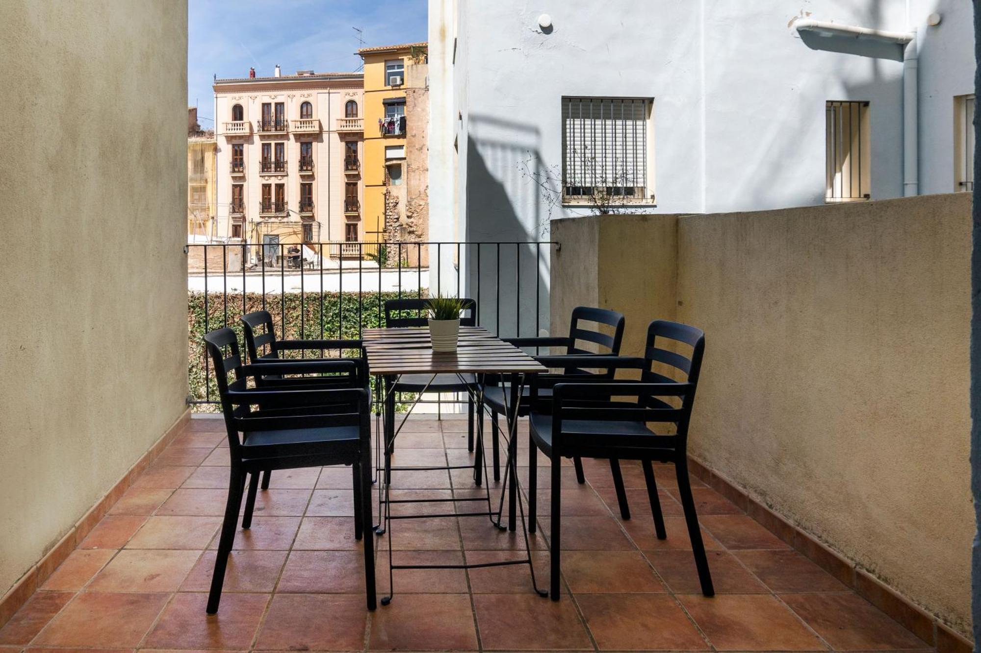 Welcomer Apartments Valencia Exterior photo